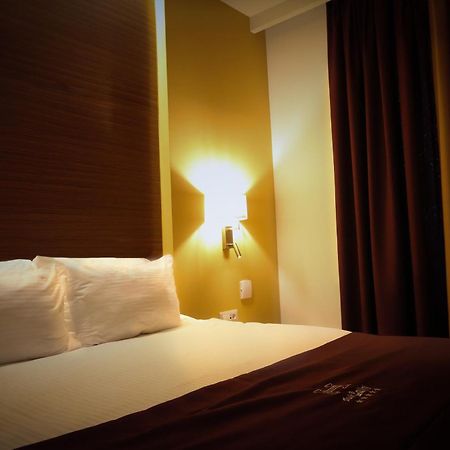 Hotel Dukagjini Peje Extérieur photo