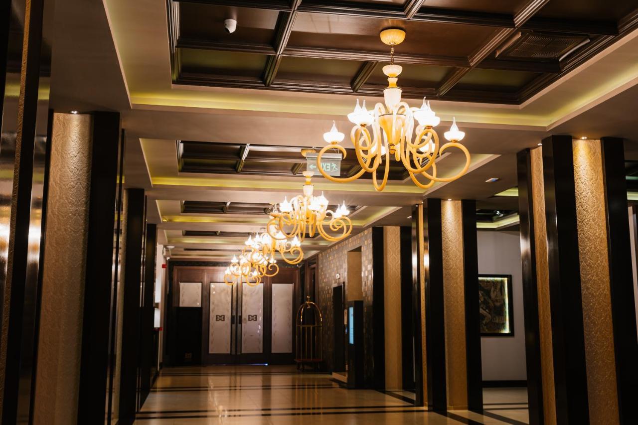 Hotel Dukagjini Peje Extérieur photo