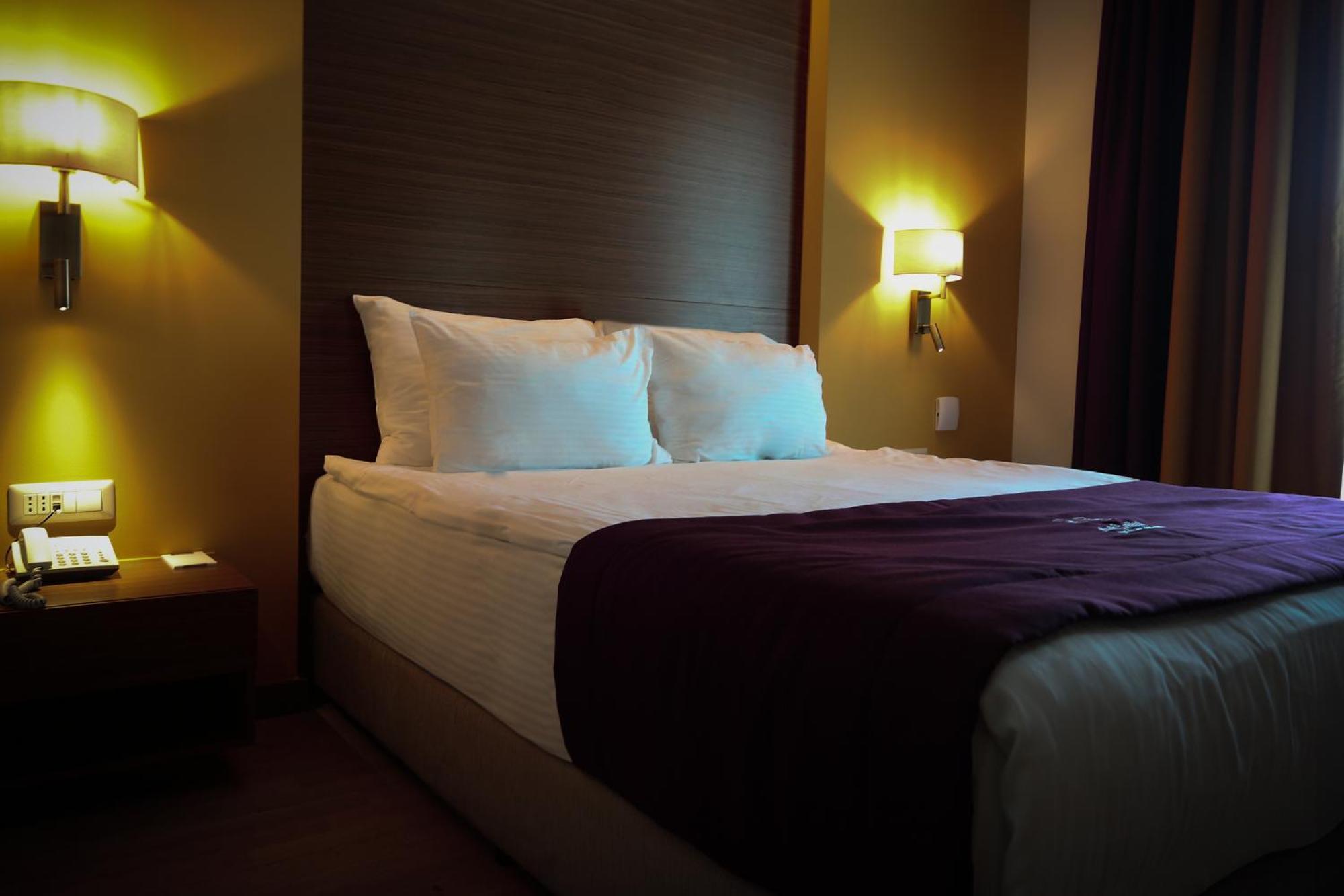 Hotel Dukagjini Peje Extérieur photo