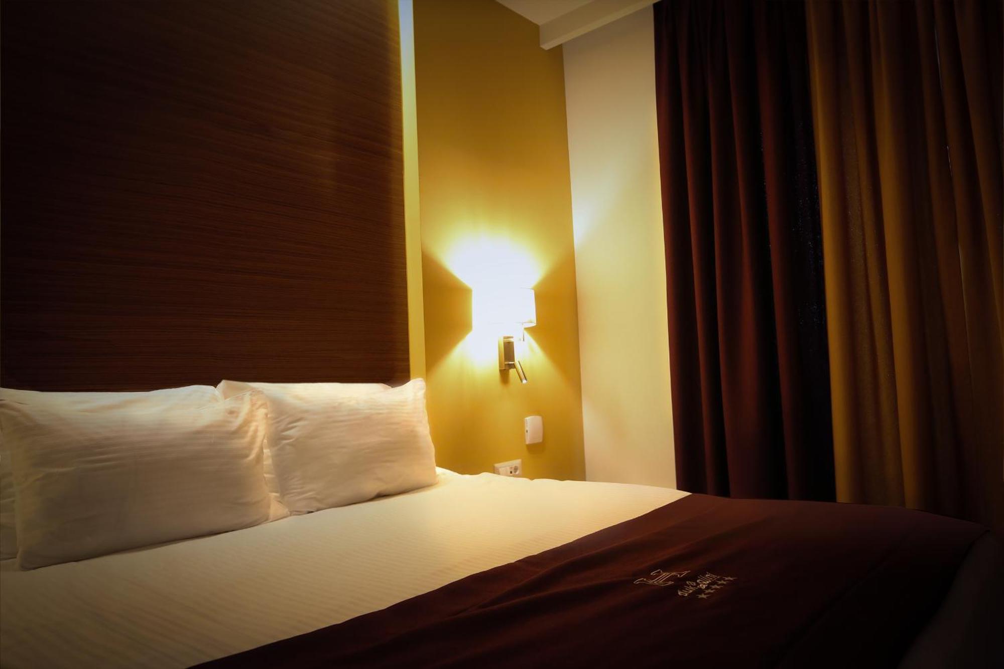 Hotel Dukagjini Peje Extérieur photo