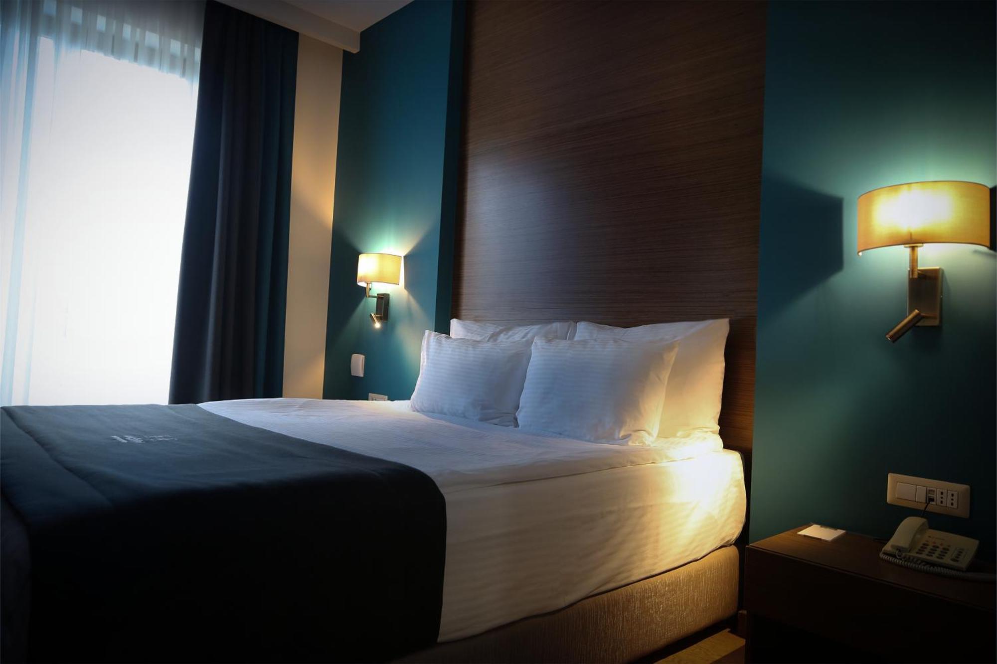 Hotel Dukagjini Peje Extérieur photo